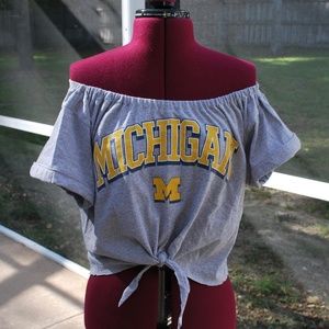 University of Michigan Big Blue Off Shoulder Cropped Shirt Top Tie Waist L
